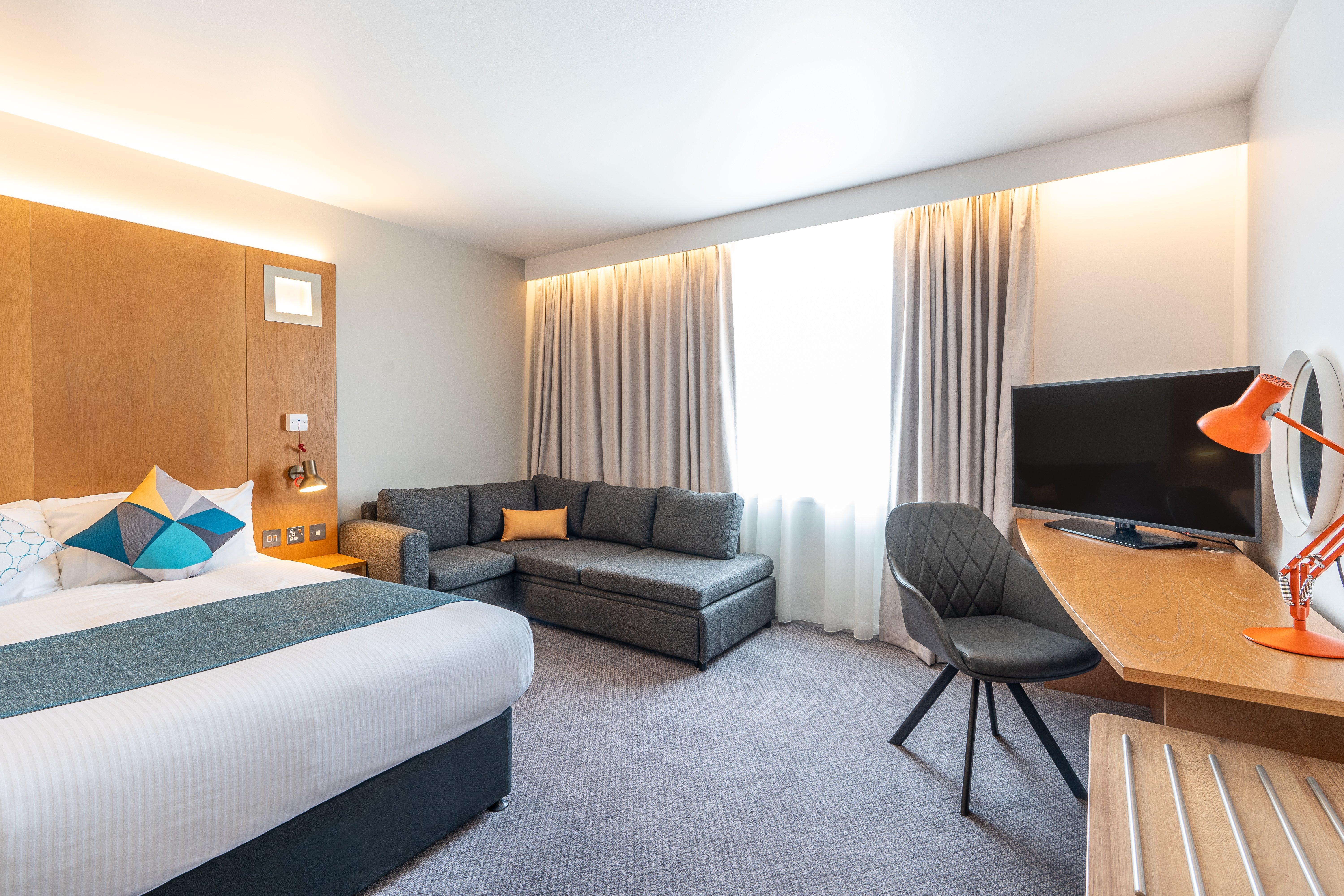 Holiday Inn Bournemouth By Ihg Εξωτερικό φωτογραφία