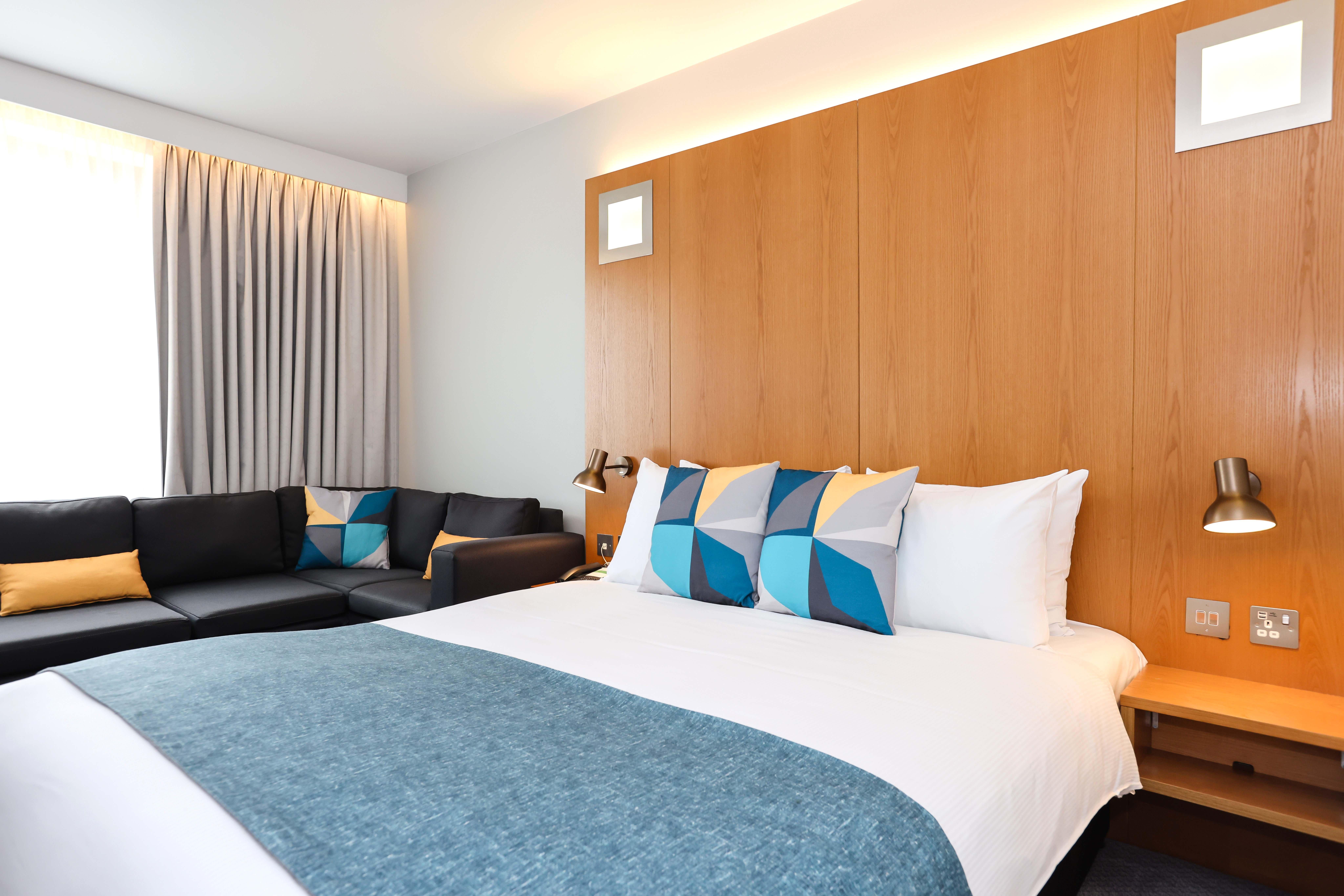 Holiday Inn Bournemouth By Ihg Εξωτερικό φωτογραφία