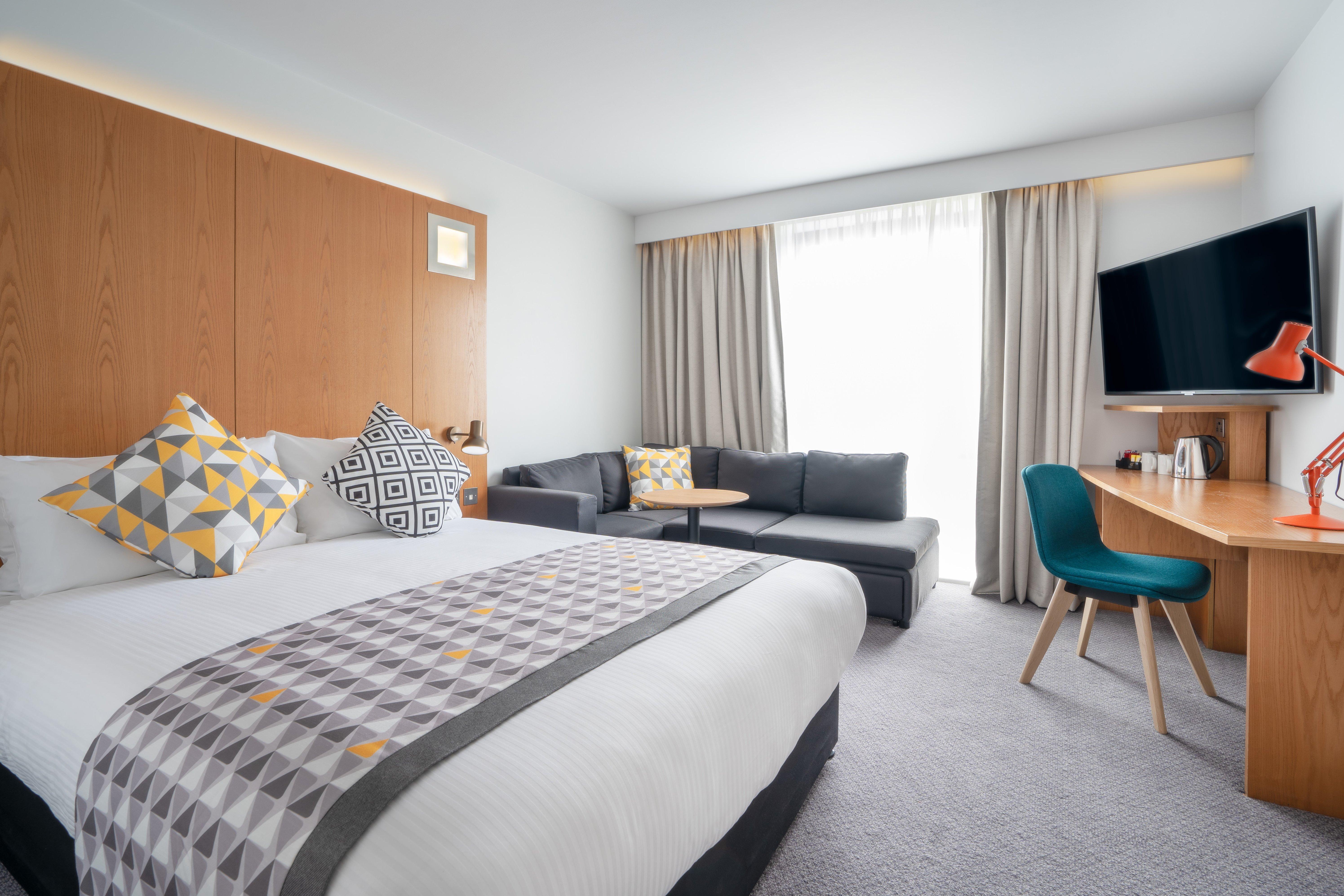 Holiday Inn Bournemouth By Ihg Εξωτερικό φωτογραφία