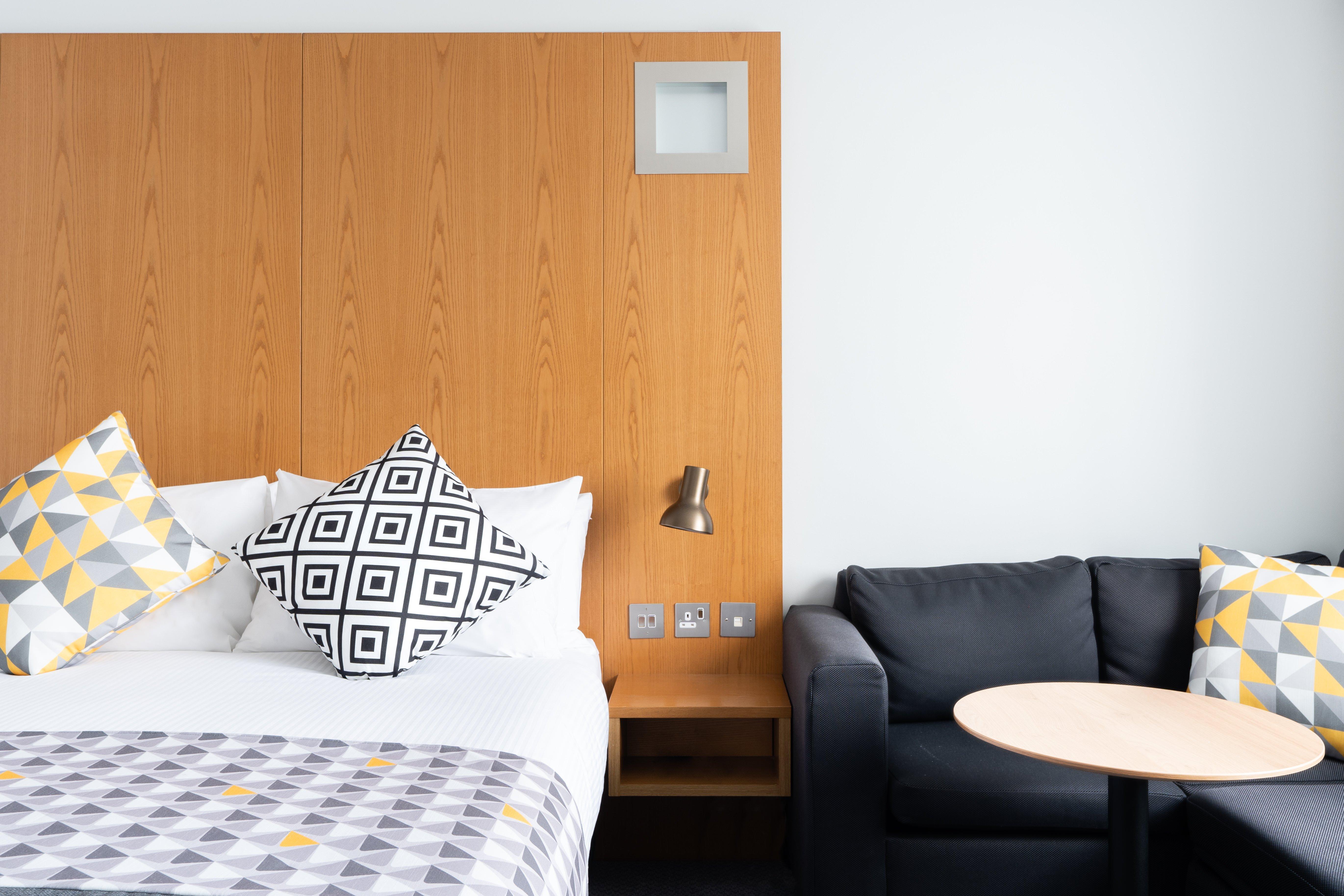 Holiday Inn Bournemouth By Ihg Εξωτερικό φωτογραφία
