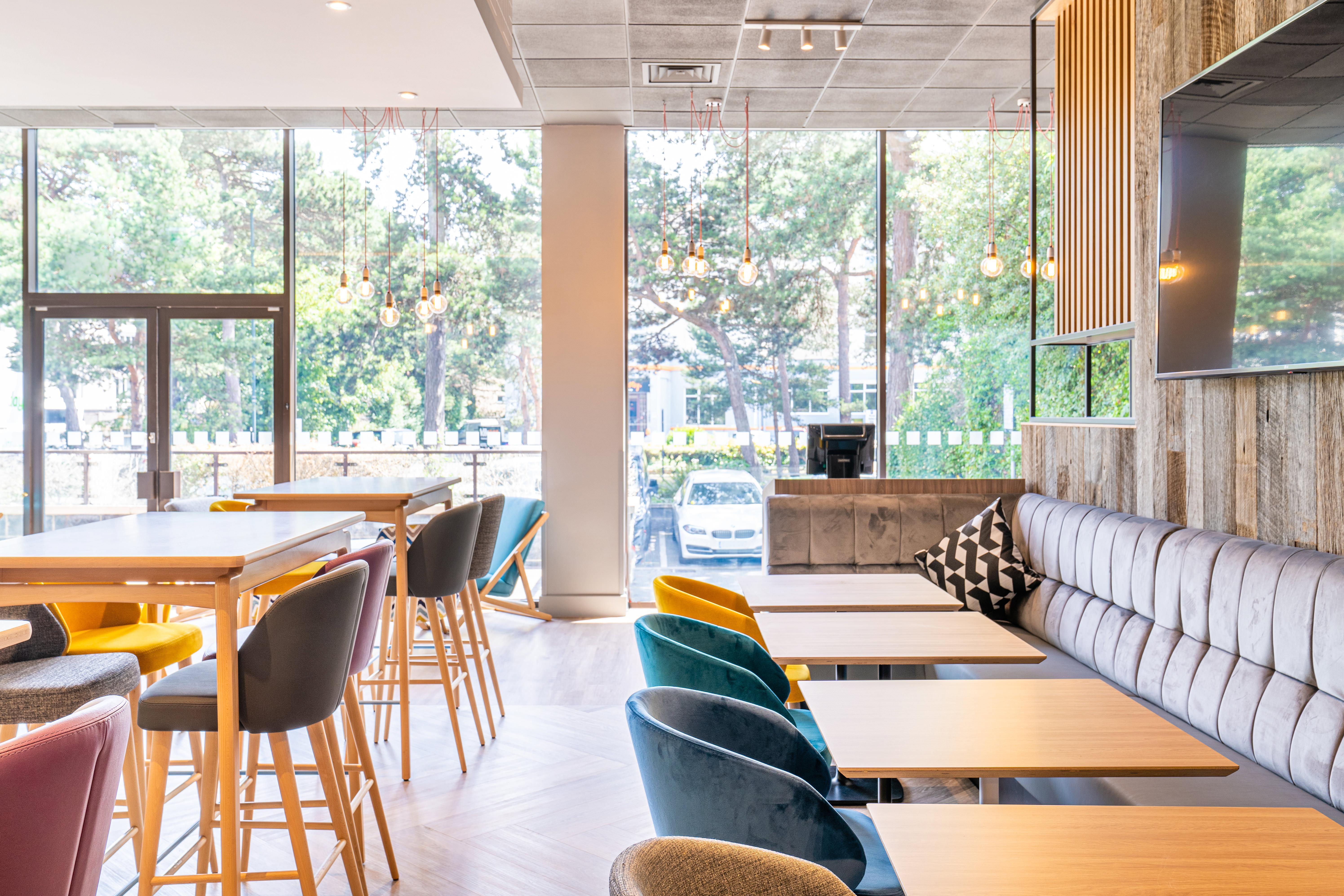 Holiday Inn Bournemouth By Ihg Εξωτερικό φωτογραφία